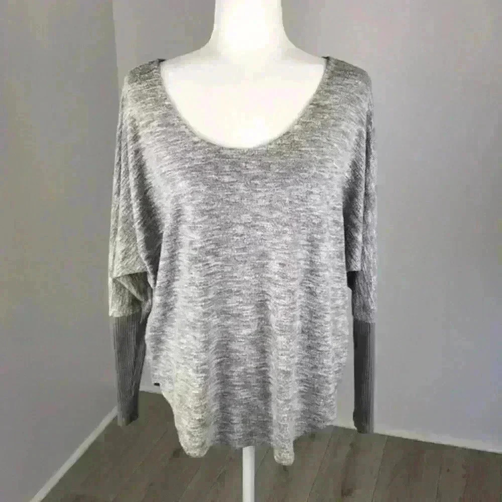 Charlotte Russe Long Sleeve Sweater Size S